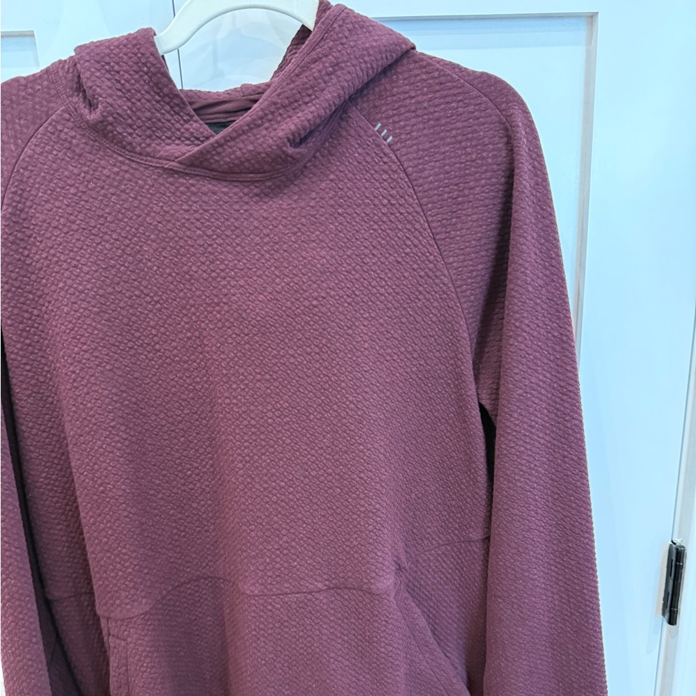 Lulu Textured Hoodie Sweater - Sz L